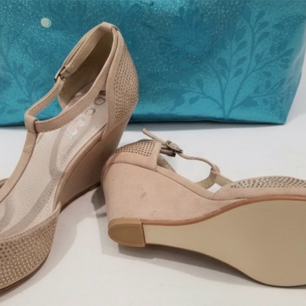 Being shoes